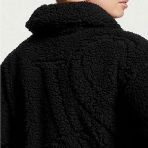 - victoria secret sherpa jacket last one RHTF size XLARGE NO OFFERS ❌